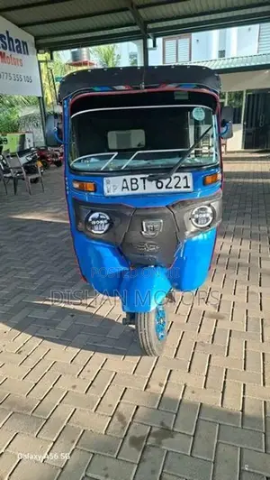 Bajaj RE 4 Stroke 2019