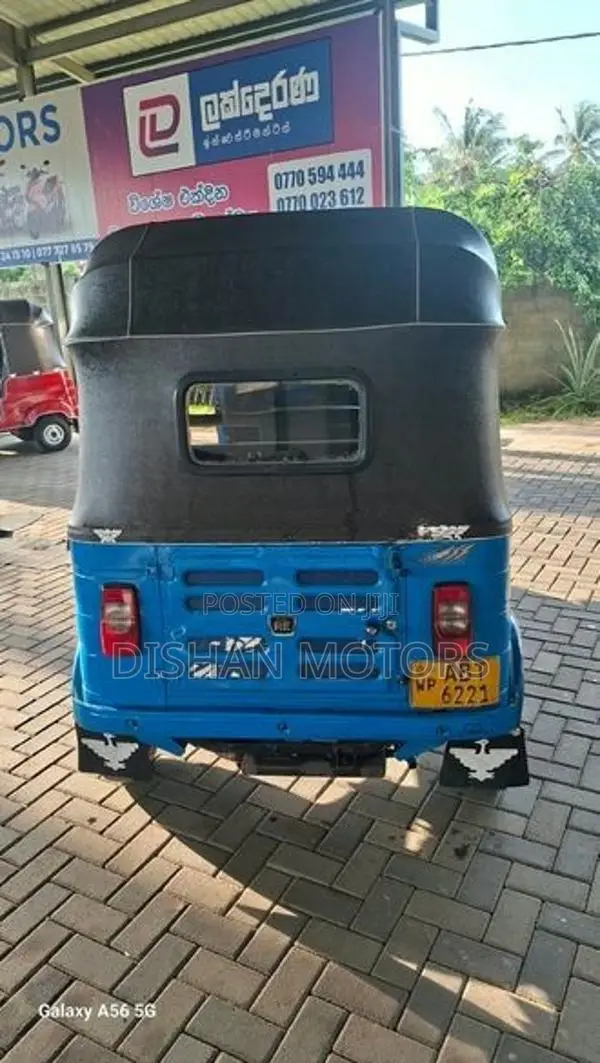 Bajaj RE 4 Stroke 2019
