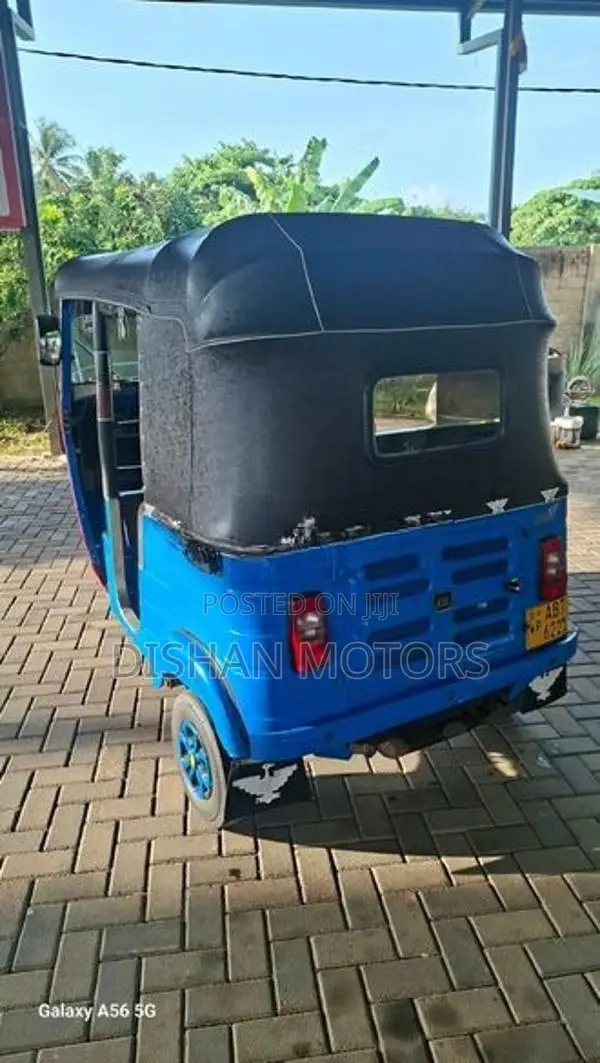 Bajaj RE 4 Stroke 2019