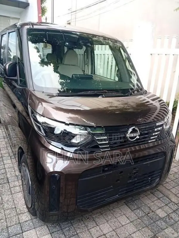 Nissan Roox X 2024