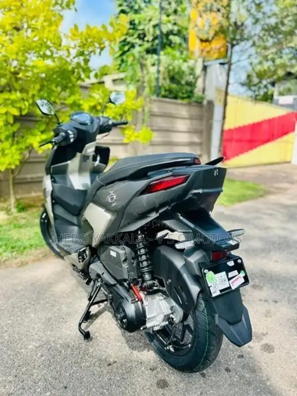 Hero XOOM 125R 2026