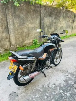TVS Star Sport 2006