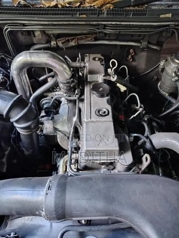 4M40 Turbo Engine