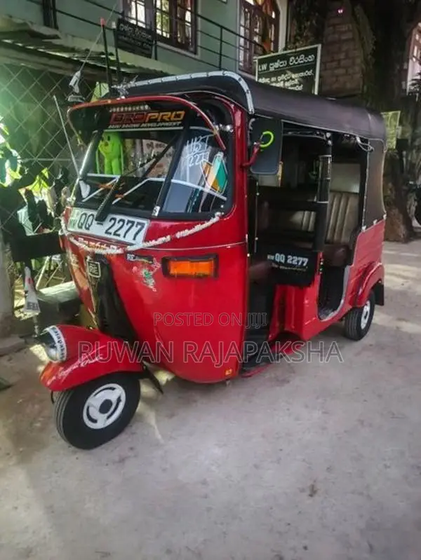 Bajaj RE 2009