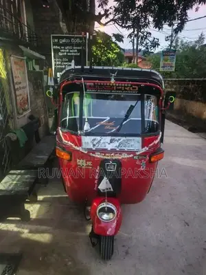 Bajaj RE 2009