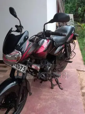 Bajaj Discover 150 2015