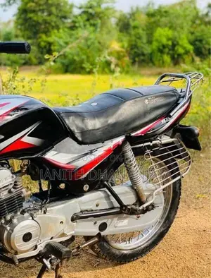 Bajaj CT100 2005