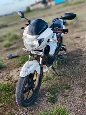 TVS Apache 2012