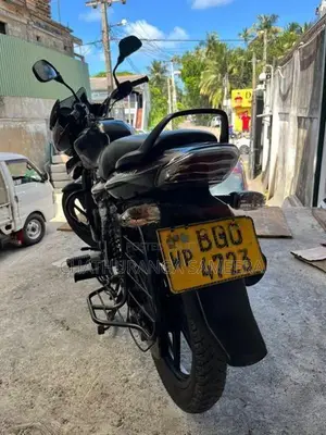 Bajaj Discover 2018