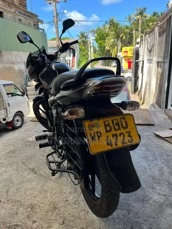 Bajaj Discover 2018