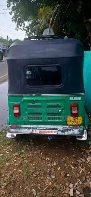 Bajaj RE 2006