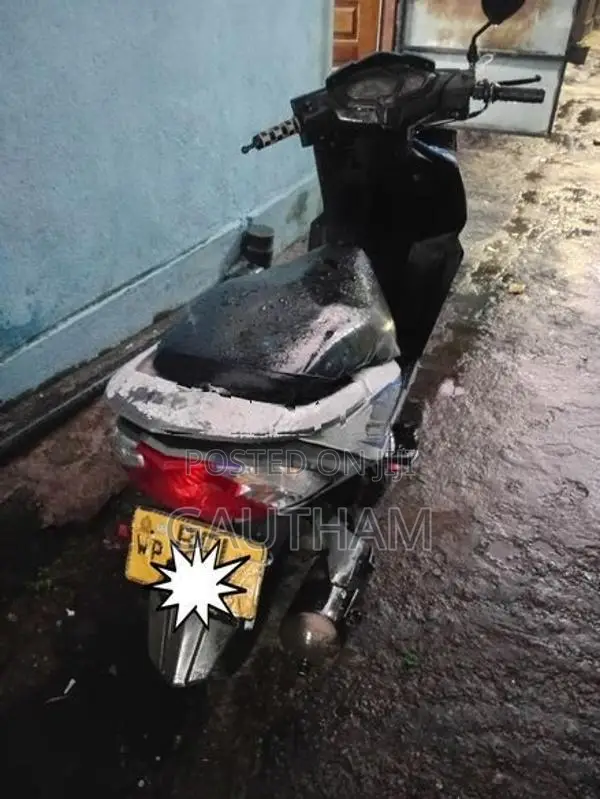 Honda Dio 2017