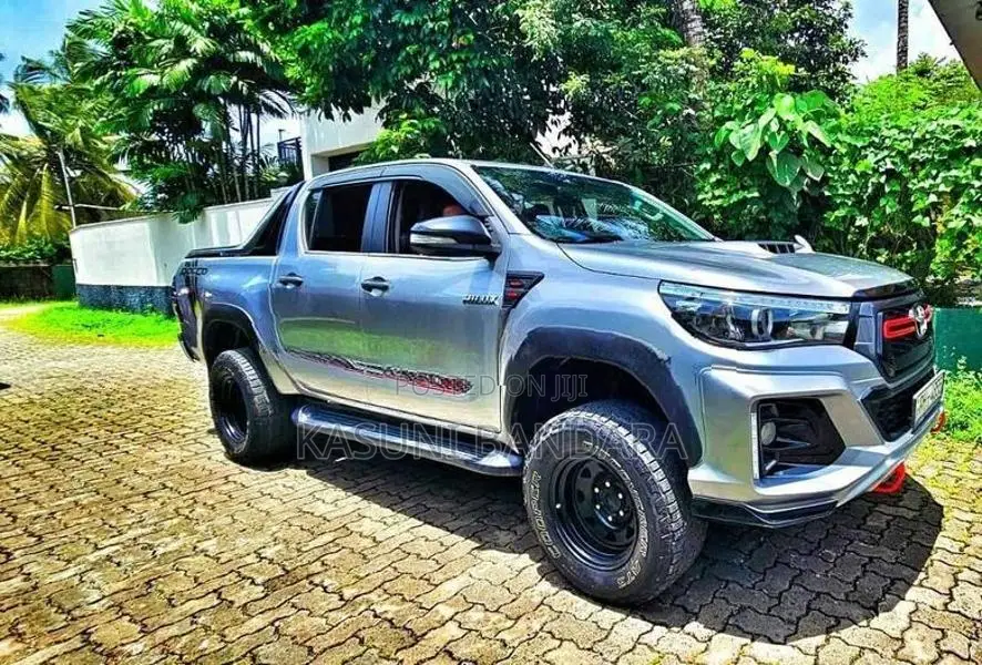 Toyota Hilux 2016