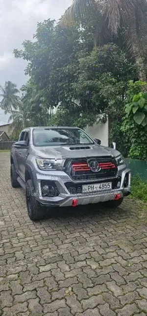 Toyota Hilux 2016