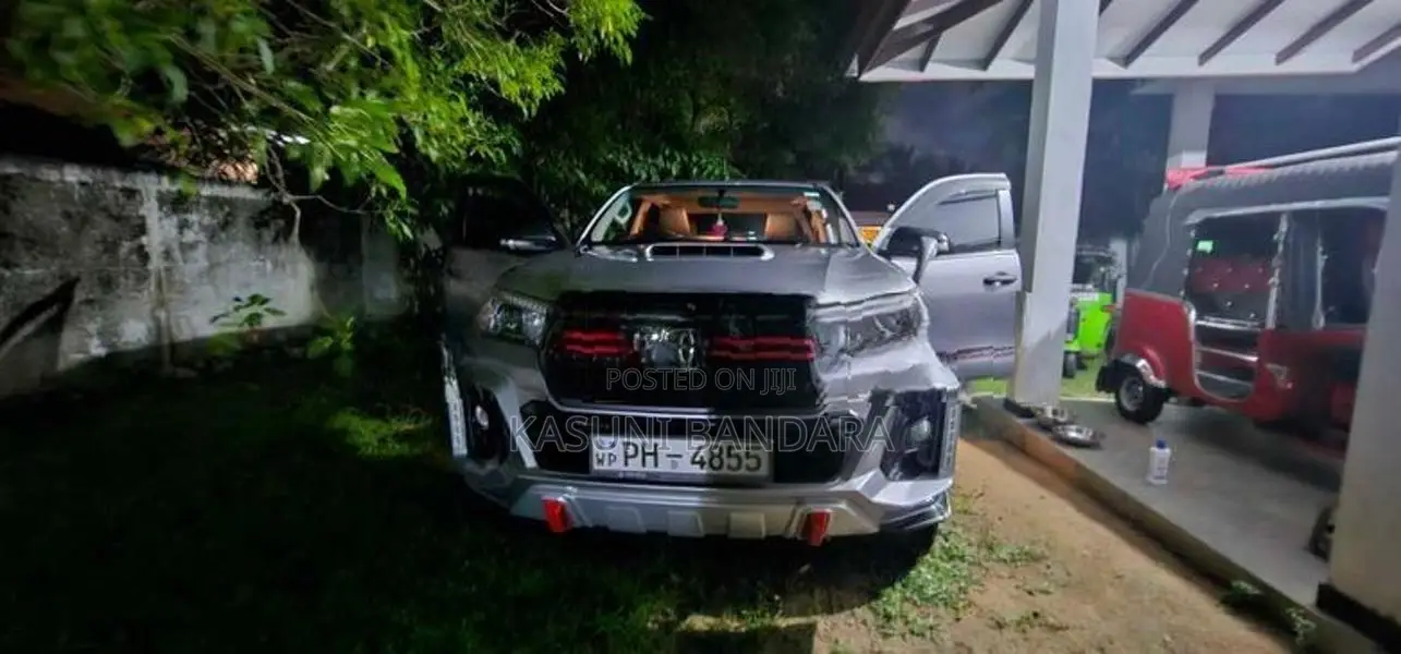 Toyota Hilux 2016
