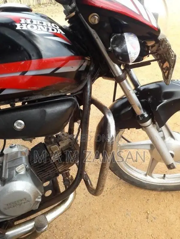 Hero HF Deluxe 2010