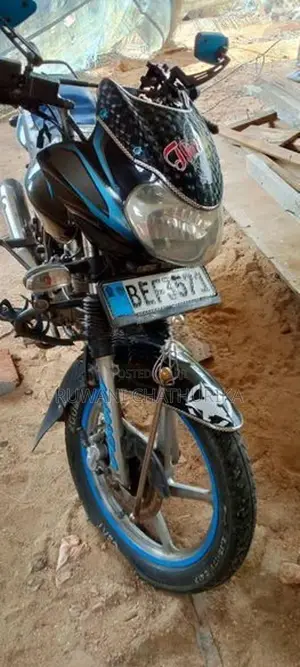 Bajaj Discover 125 2016