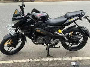 Bajaj Pulsar NS160 2016