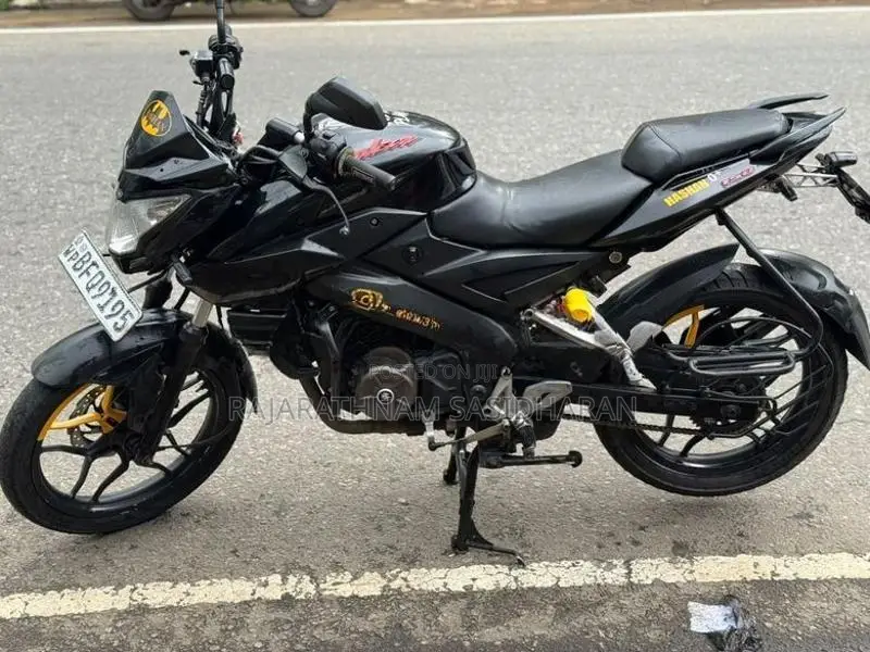 Bajaj Pulsar NS160 2016