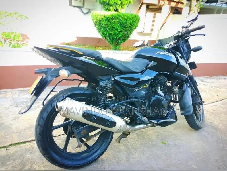 Bajaj Pulsar 200 2009