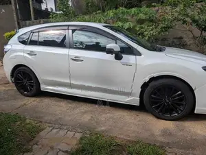 Subaru Impreza Hybrid Sport 2015