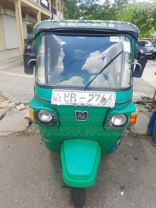 Bajaj RE 2012