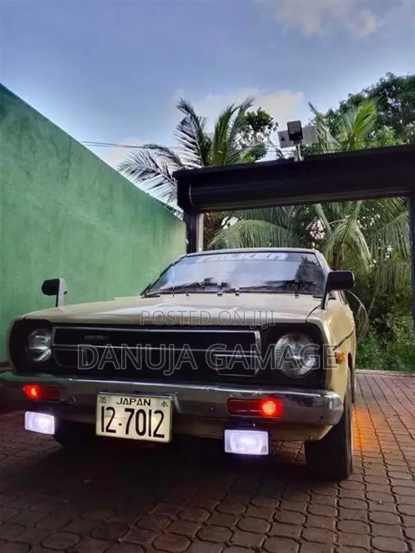 Datsun 1982