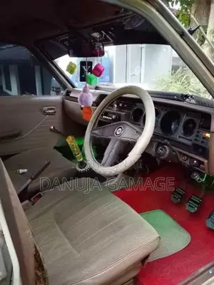 Datsun 1982