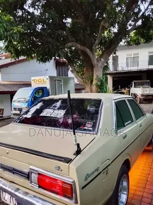 Datsun 1982