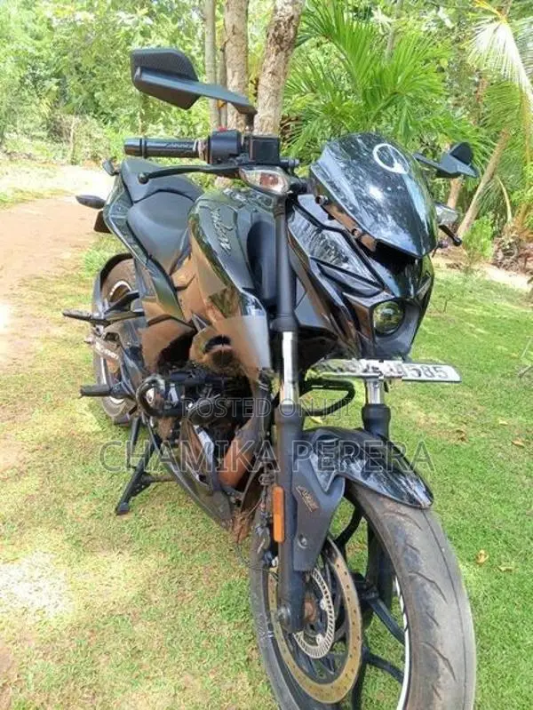 Bajaj Pulsar N160 2025