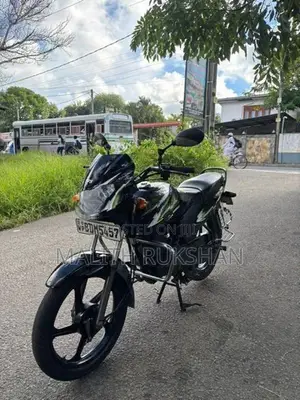 TVS Metro 2015
