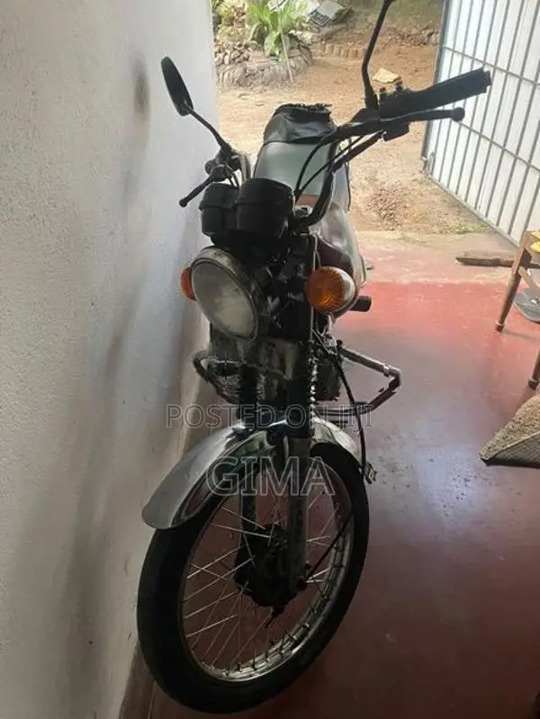 Bajaj Boxer 2002