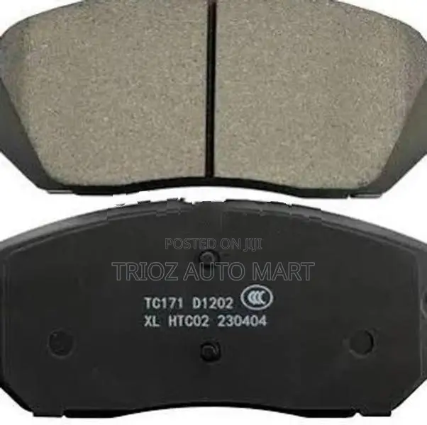 🚗 Nissan Sunny B14 Front Brake Pad