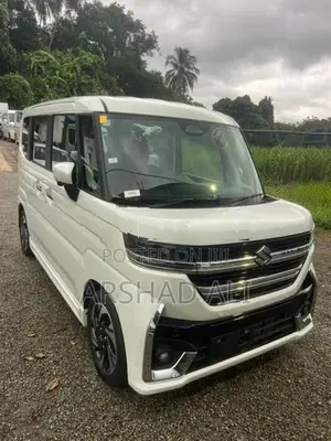 Suzuki Spacia Custom 2025