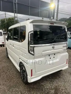 Suzuki Spacia Custom 2025