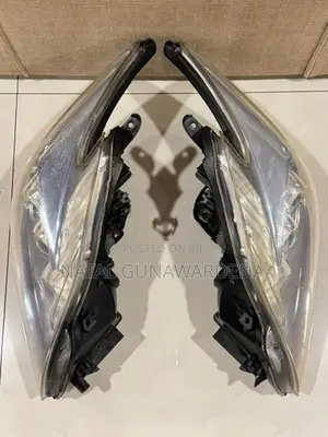 Toyota Prius 3rd Gen - 3 Scoop Headlight Set