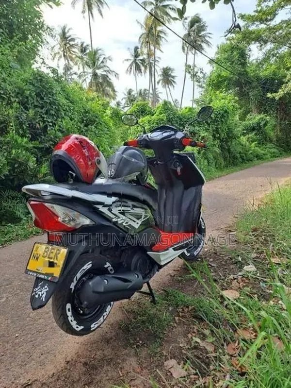 Honda Dio 2017