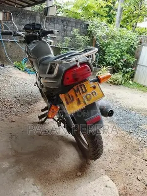 Suzuki GS 125 2005