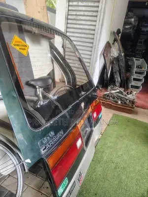 Nissan Almera Door