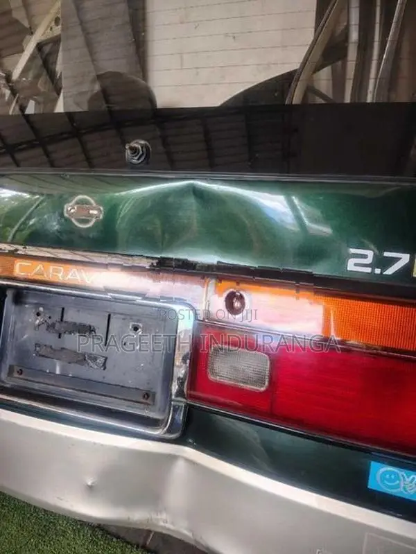 Nissan Almera Door