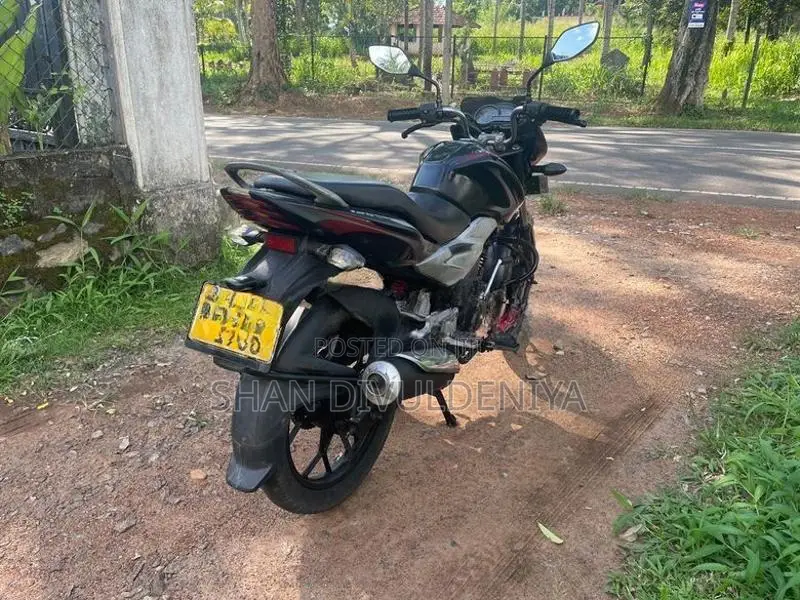 Bajaj Discover 125 ST 2012