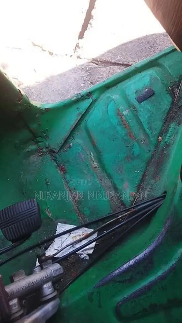 Bajaj RE 2006