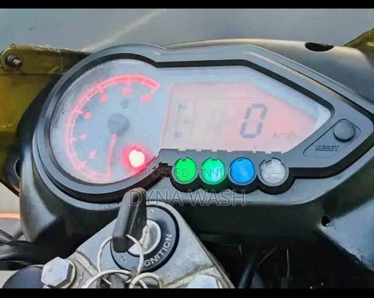 Bajaj Pulsar 180 2008