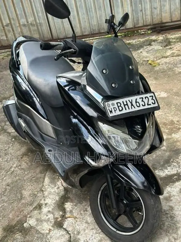 Suzuki Burgman 125 2019
