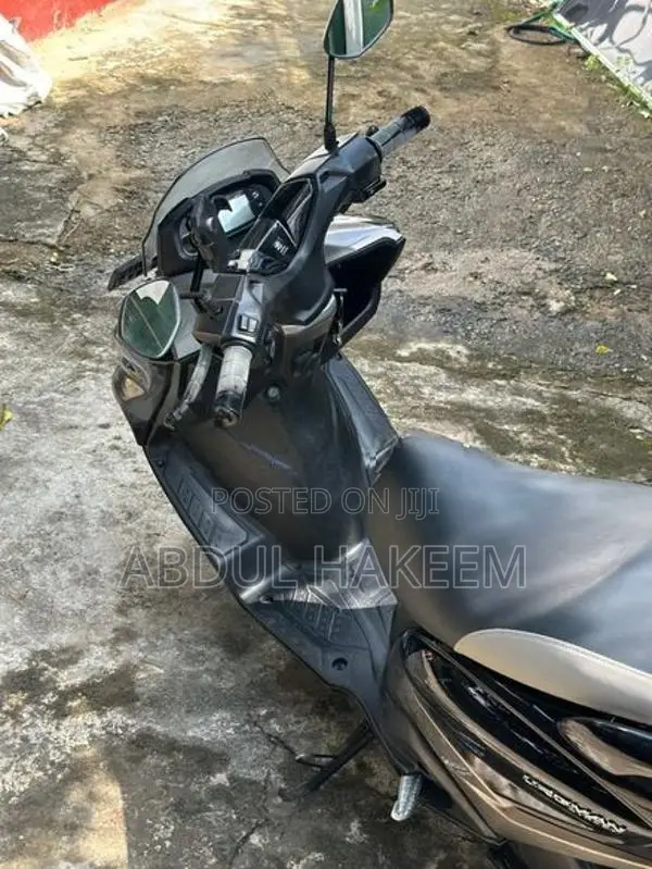 Suzuki Burgman 125 2019