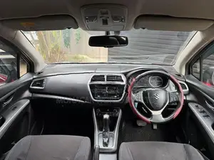 Suzuki S-Cross 2018