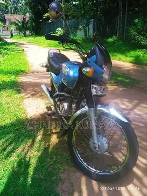 Bajaj Boxer 2004