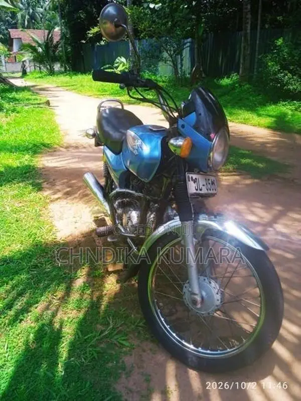 Bajaj Boxer 2004