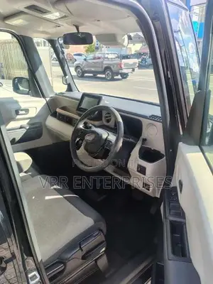 Honda N-Box 2024