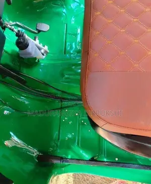 Bajaj RE Three Wheeler 2015